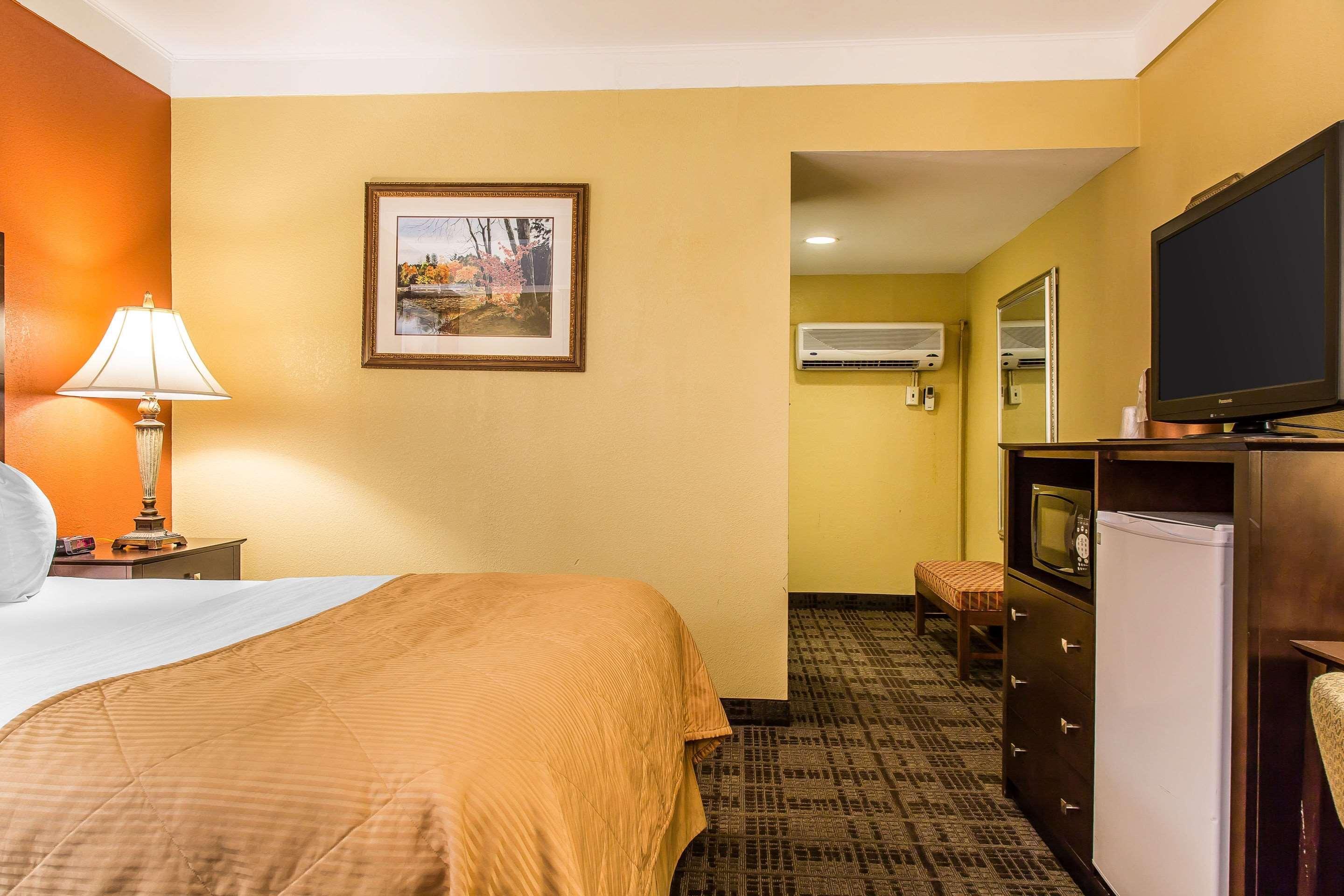 Clarion Hotel & Suites Hamden-New Haven Exteriér fotografie