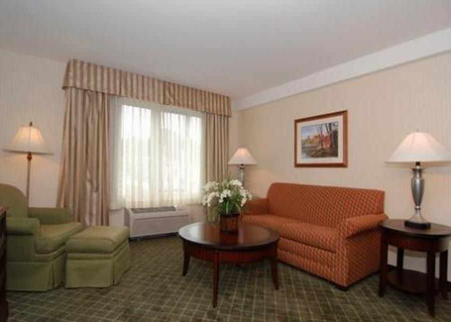 Clarion Hotel & Suites Hamden-New Haven Exteriér fotografie