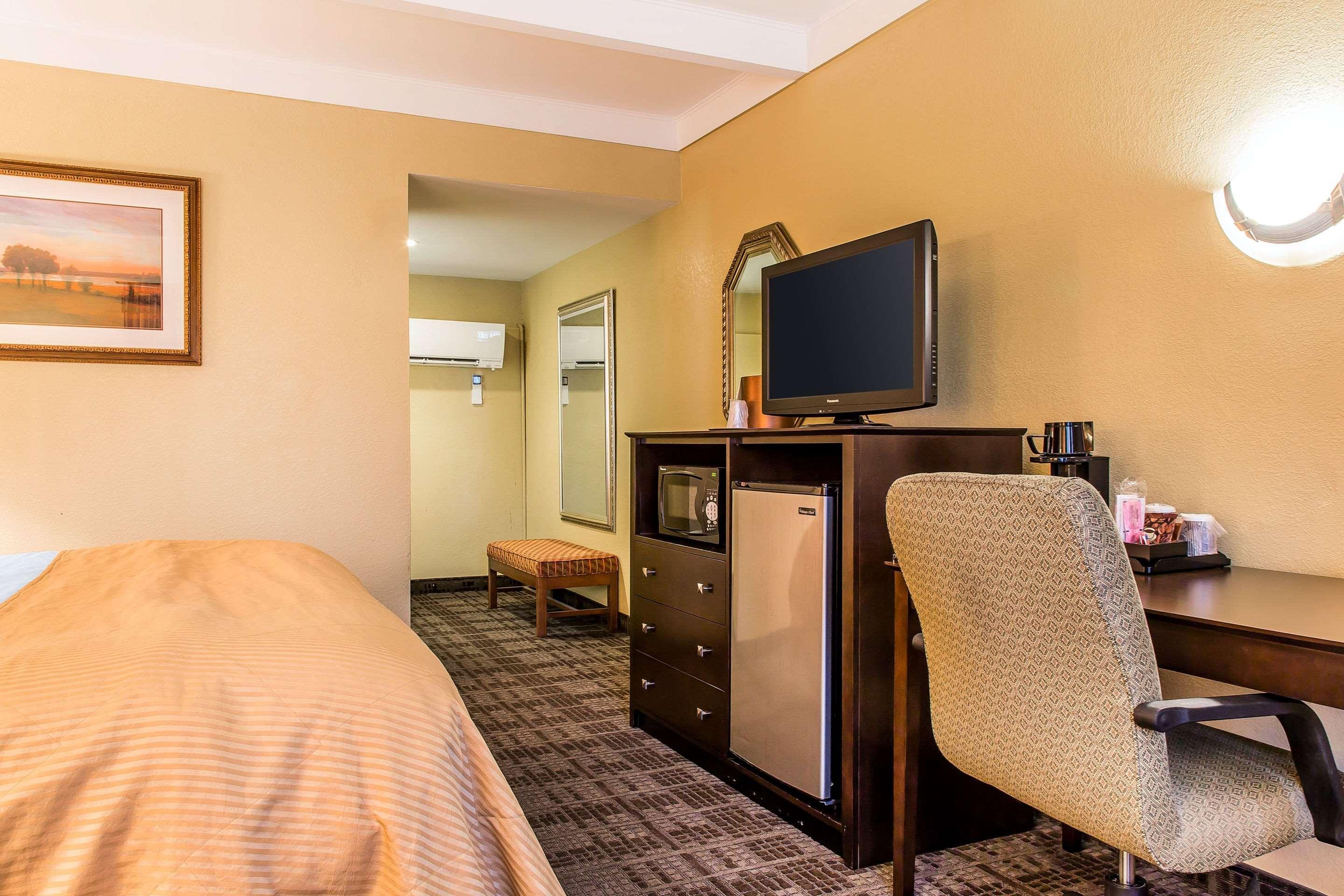 Clarion Hotel & Suites Hamden-New Haven Exteriér fotografie