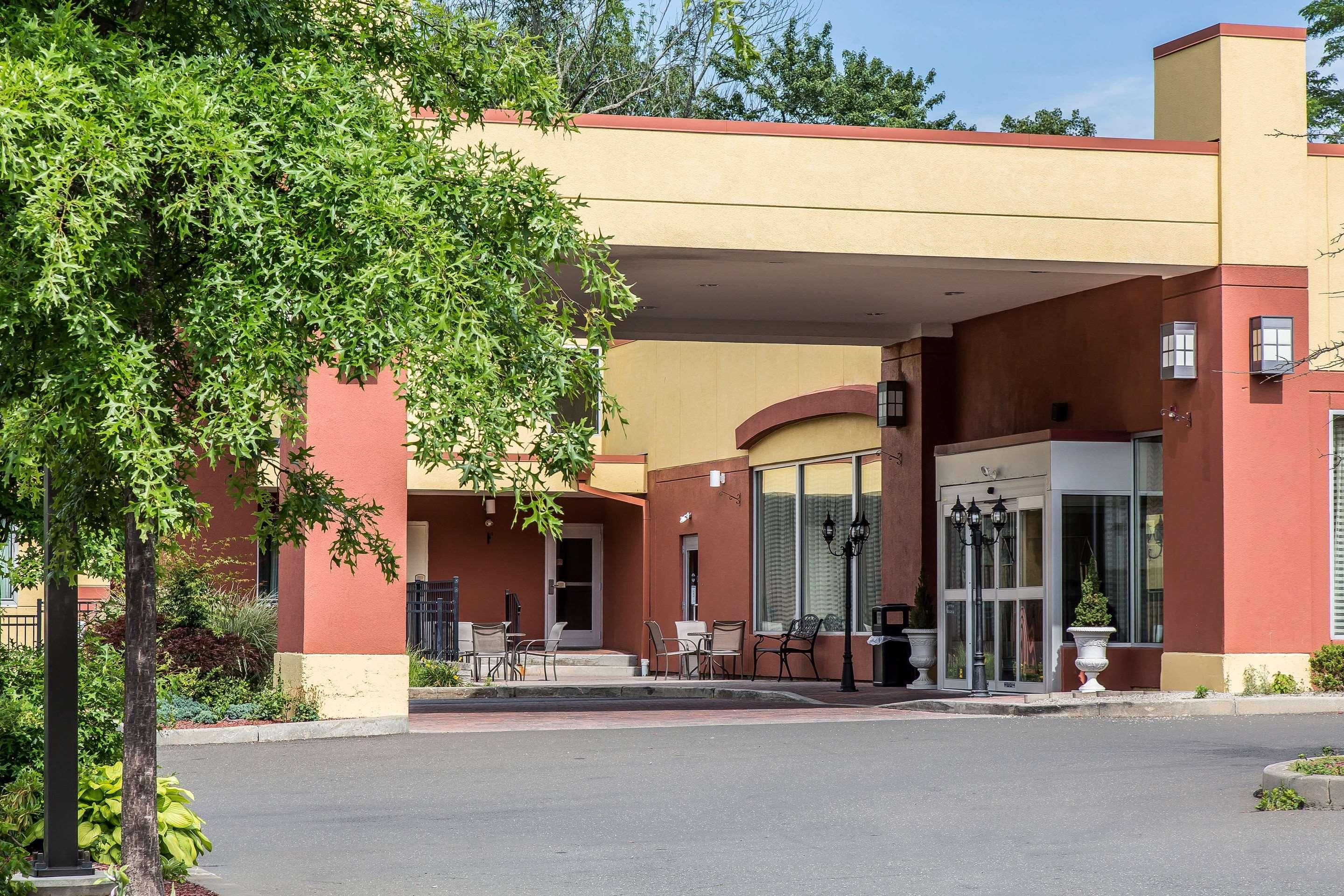 Clarion Hotel & Suites Hamden-New Haven Exteriér fotografie