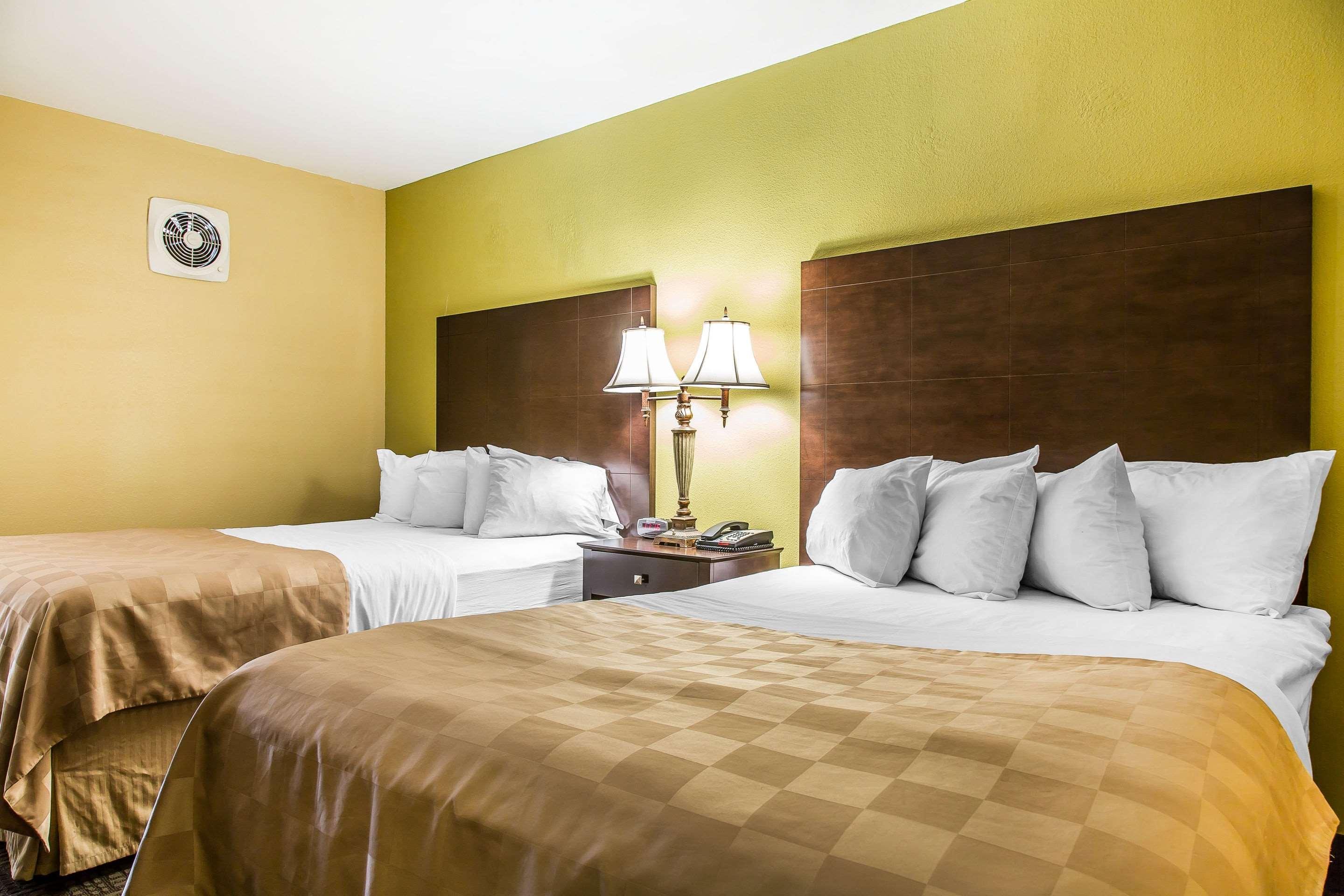 Clarion Hotel & Suites Hamden-New Haven Exteriér fotografie