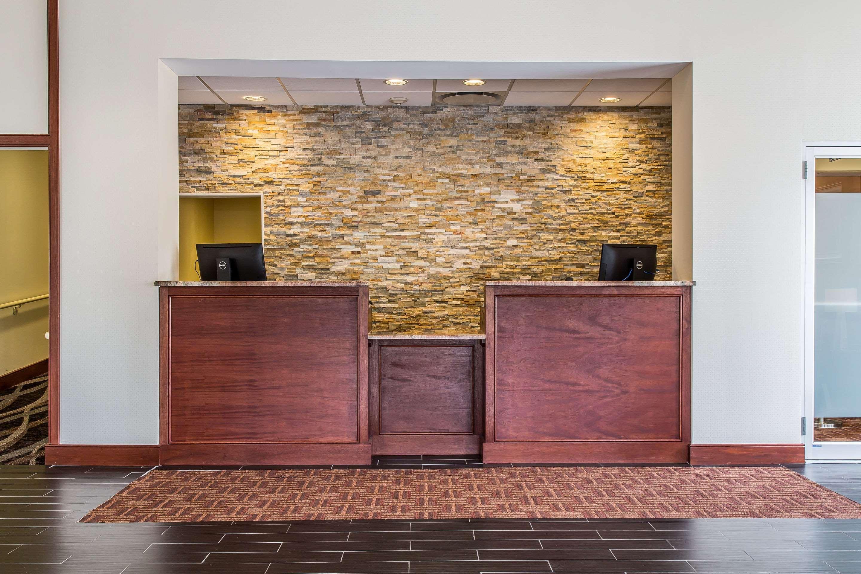 Clarion Hotel & Suites Hamden-New Haven Exteriér fotografie