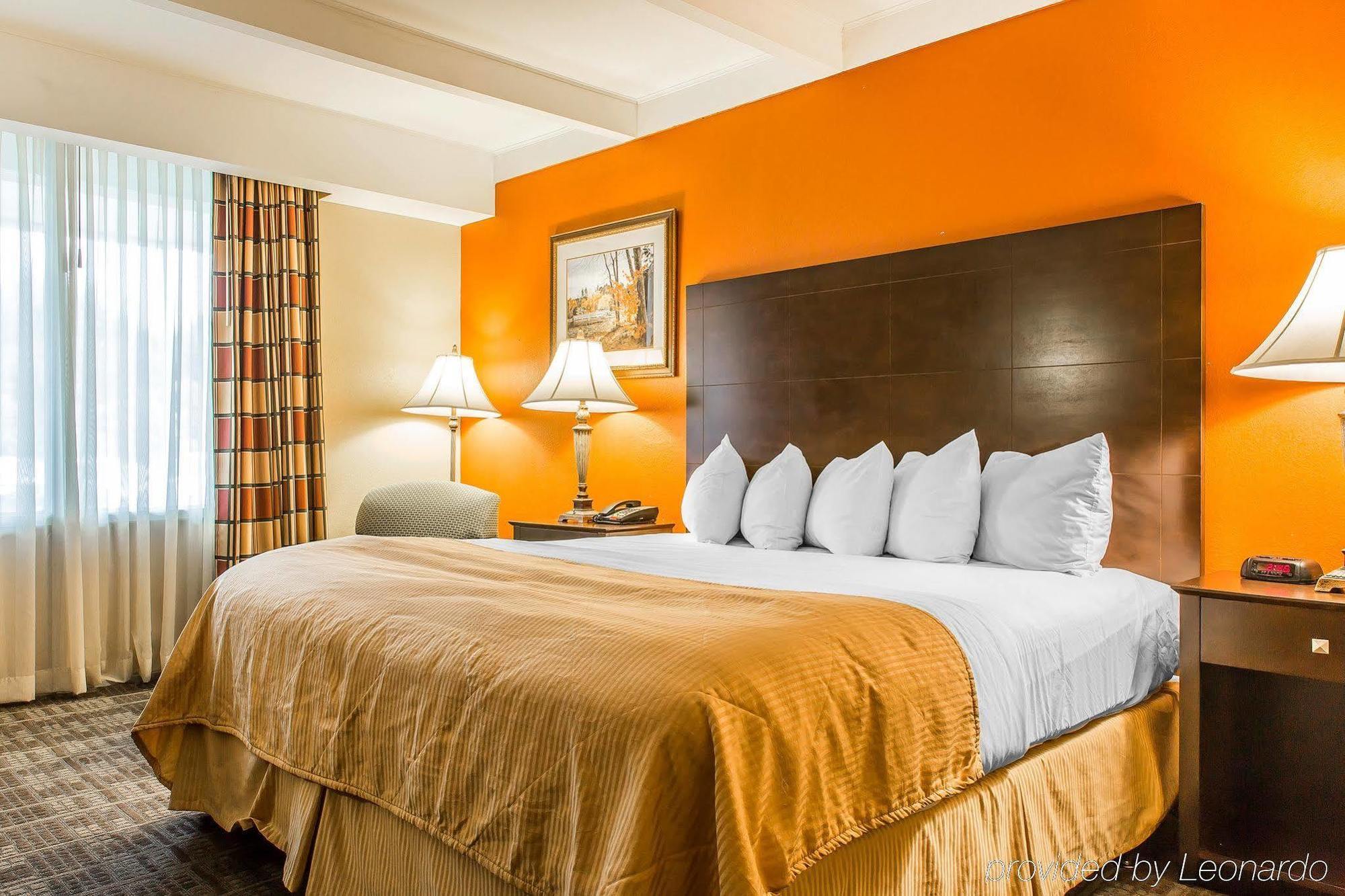 Clarion Hotel & Suites Hamden-New Haven Exteriér fotografie